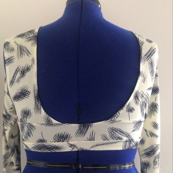 Criss cross long sleeve top - Picture 4 of 6